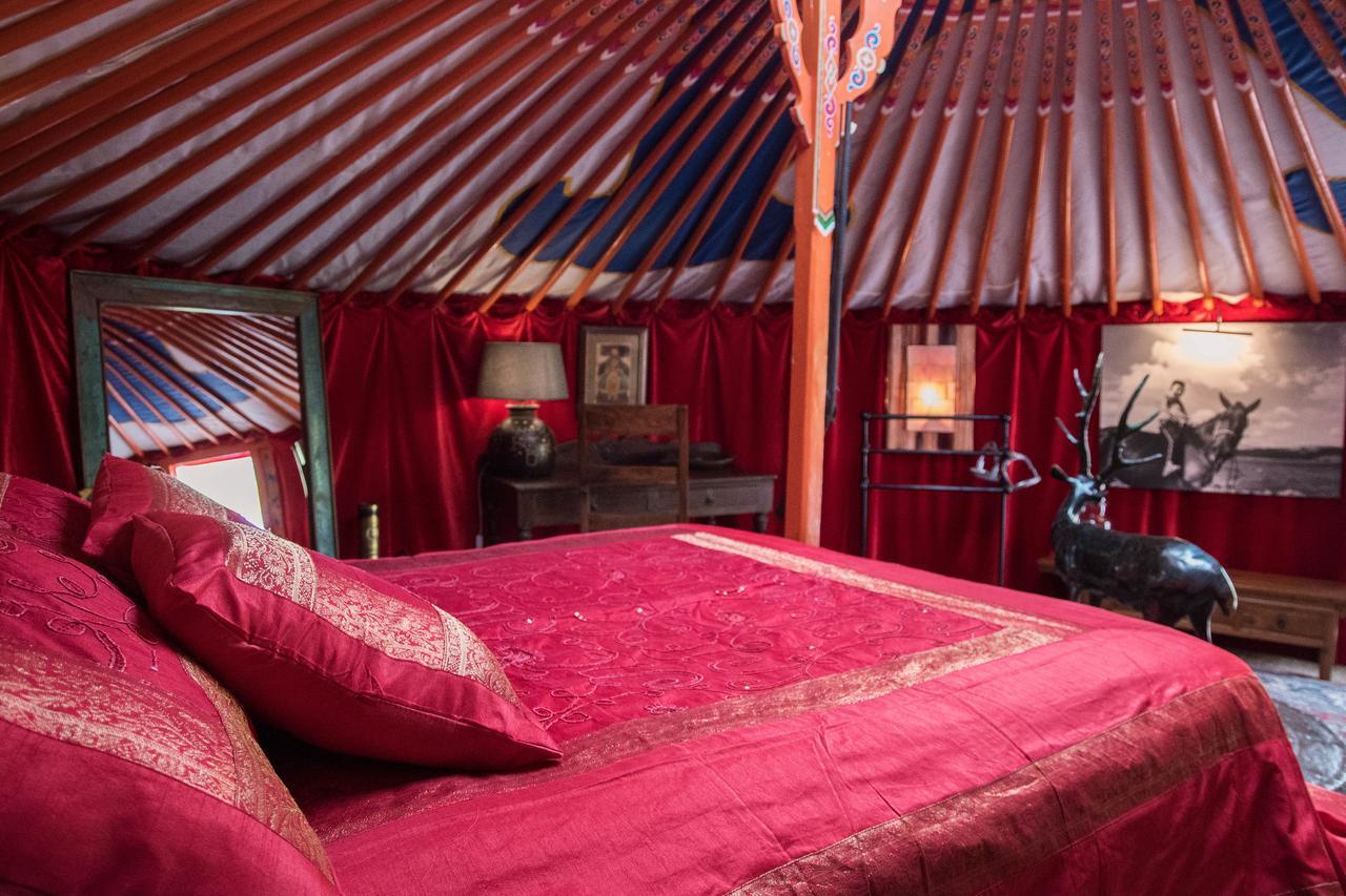 Crazy Lounge Bnb Эгль Экстерьер фото